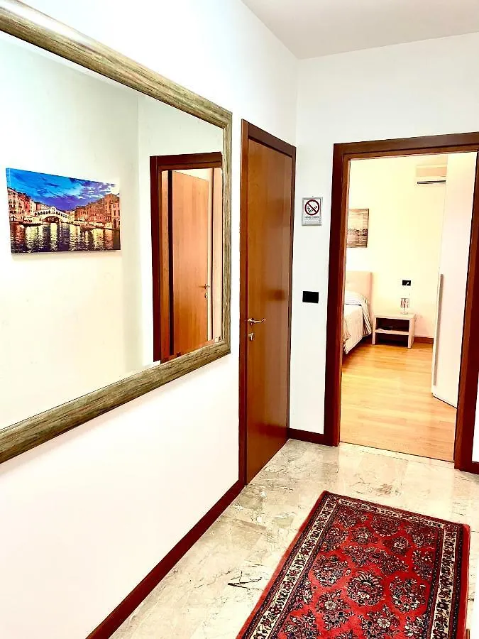 Apartment Donatello Mestre 0*,